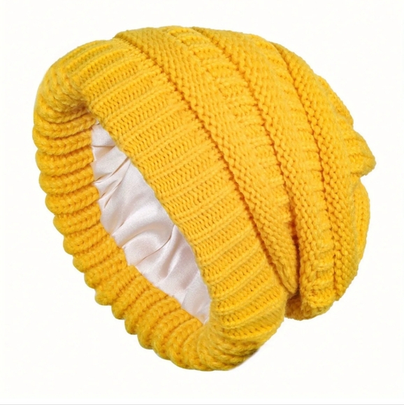 Womens Chunky Knit Golden Yellow Beanie Cap Hat, Satin Lined - Picture 1 of 2